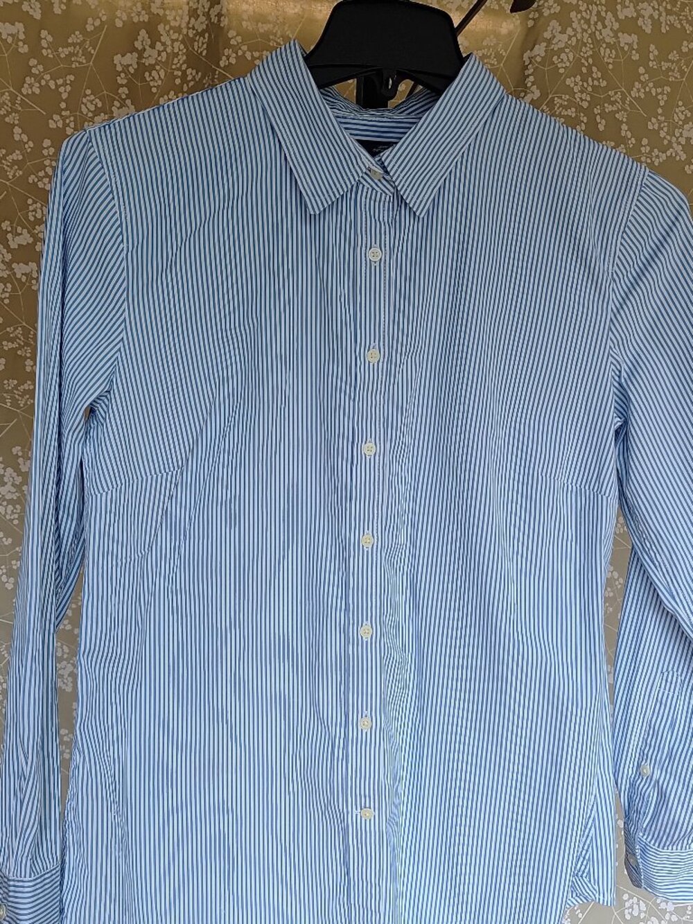 Gap Size L Tailored Shirt Long Sleeve Women's Button Down Cotton